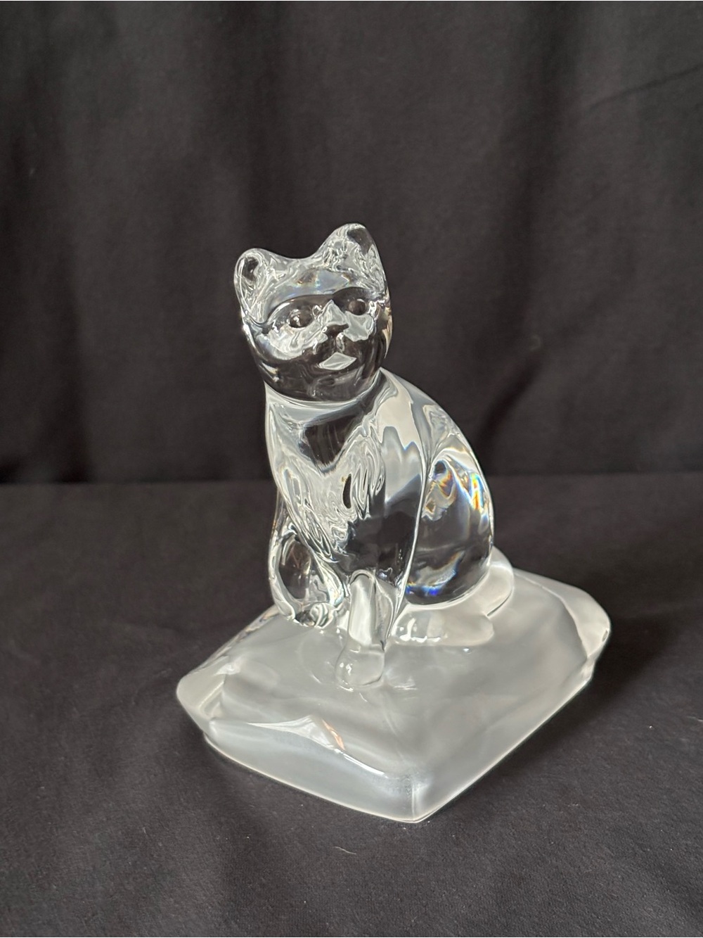 Vintage Cristal d'Arques French Lead Crystal Cat on Frosted Pillow Figurine